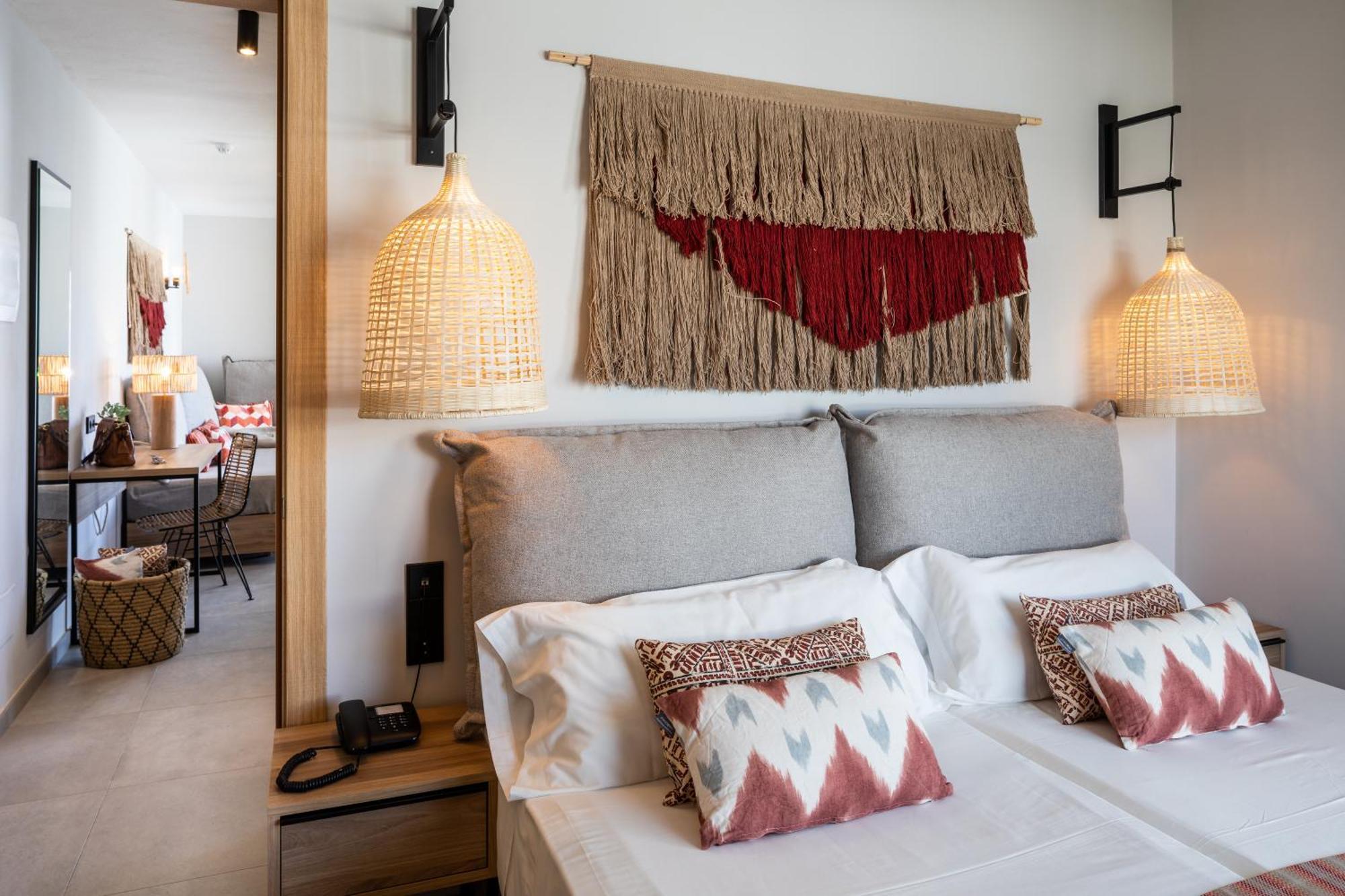 Aparthotel Casita Blanca - Adults Only サンアントニオアバド エクステリア 写真
