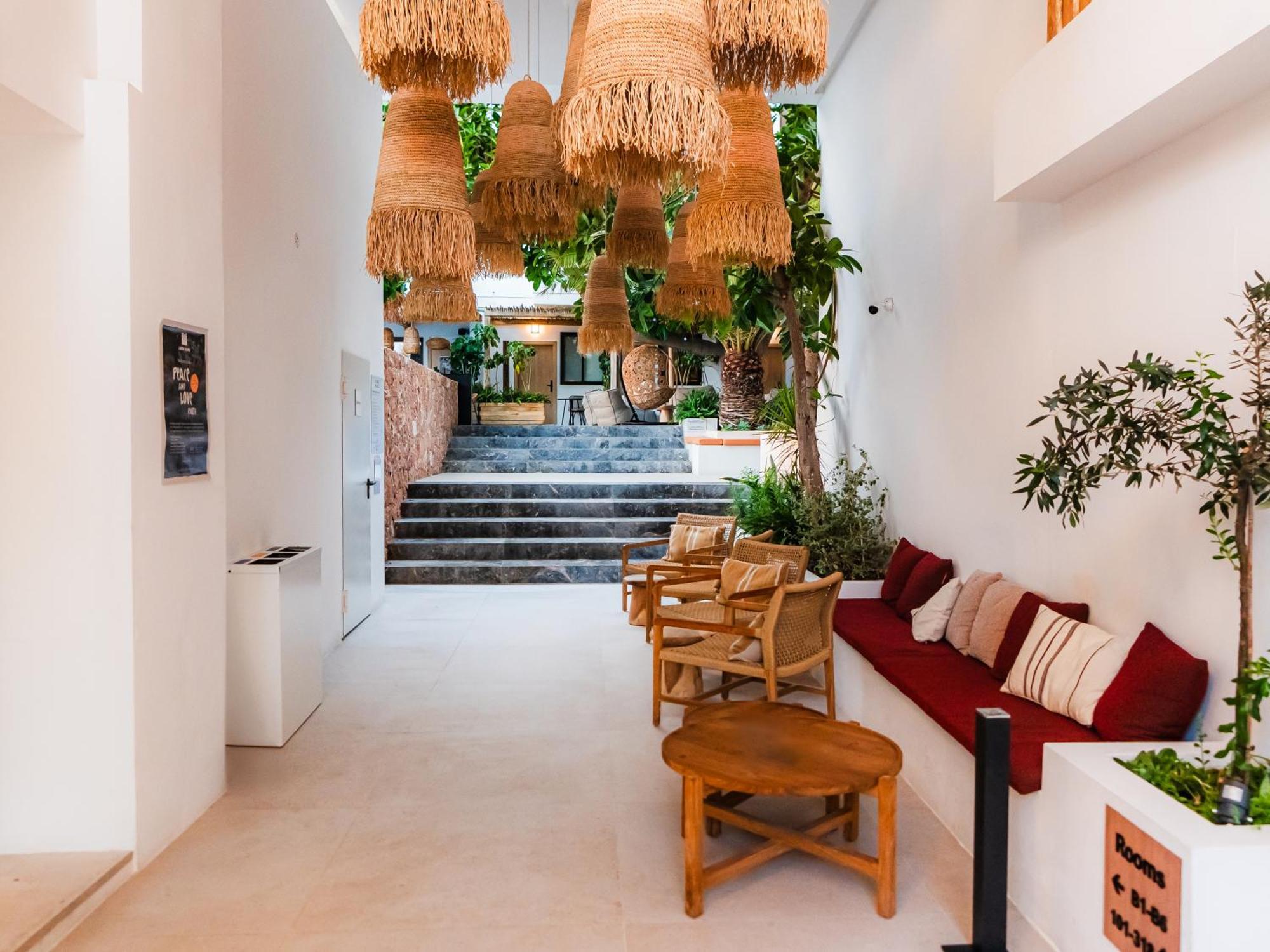 Aparthotel Casita Blanca - Adults Only サンアントニオアバド エクステリア 写真